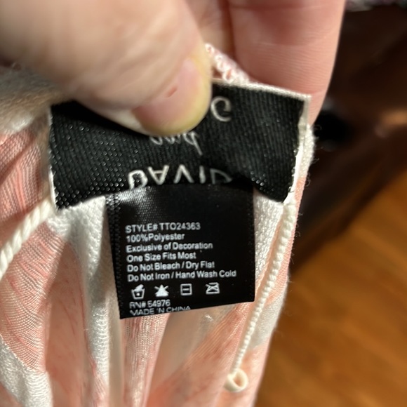 David and Young Cardigan Like New SOLD - Picture 5 of 5